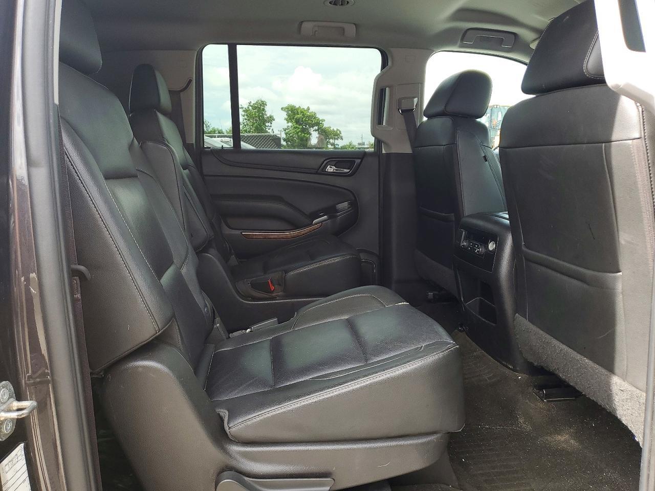 2017 CHEVROLET SUBURBAN K1500 PREMIER — Фото 11 из 13