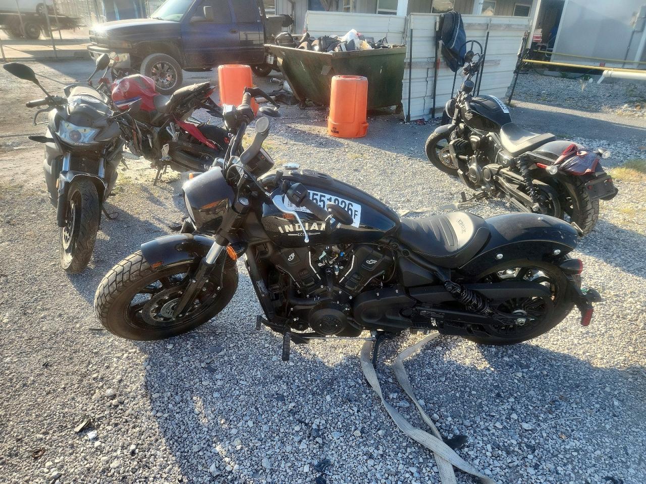 2025 INDIAN MOTORCYCLE CO. SCOUT BOBBER — Фото 3 из 8