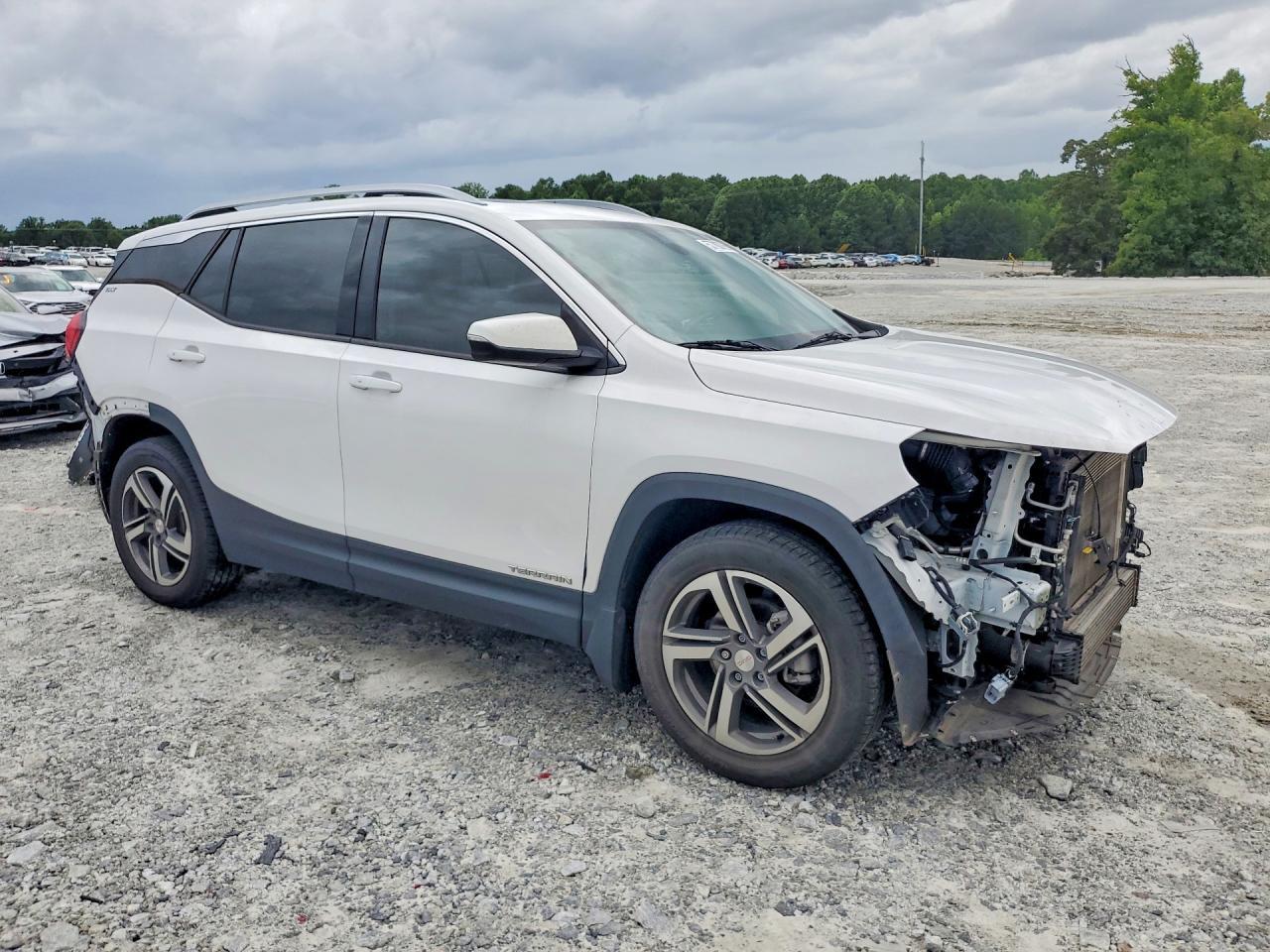 2021 GMC TERRAIN SLT — Фото 4 из 14