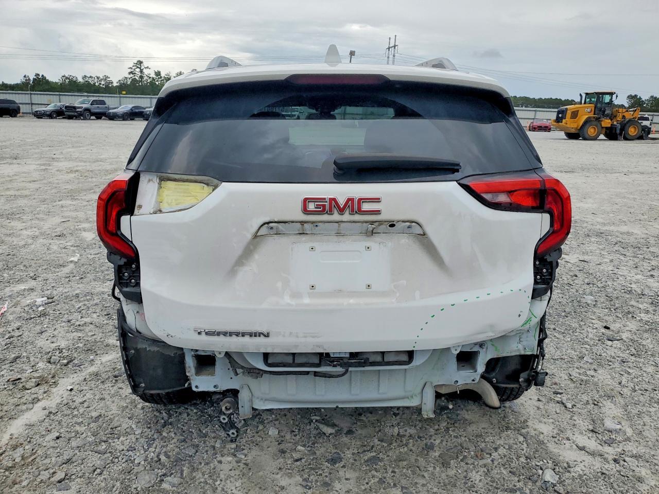 2021 GMC TERRAIN SLT — Фото 6 из 14