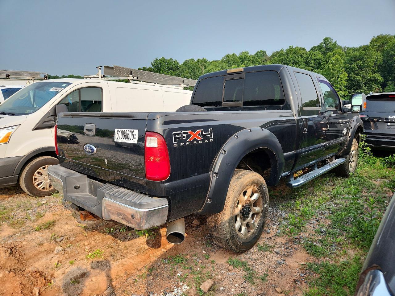 2011 FORD F350 SUPER DUTY — Фото 3 из 12