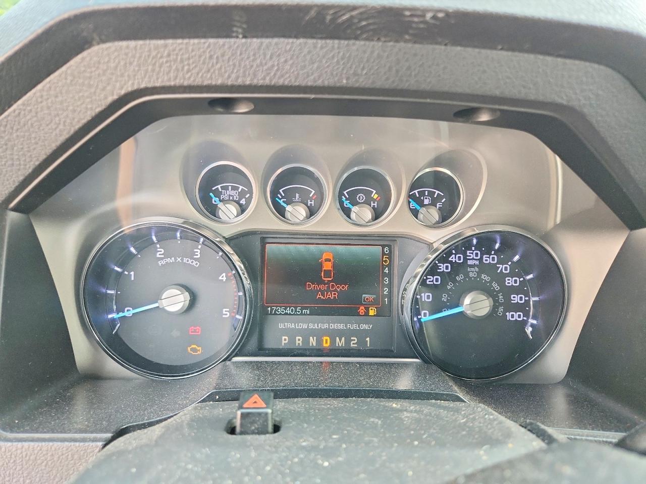 2011 FORD F350 SUPER DUTY — Фото 9 из 12