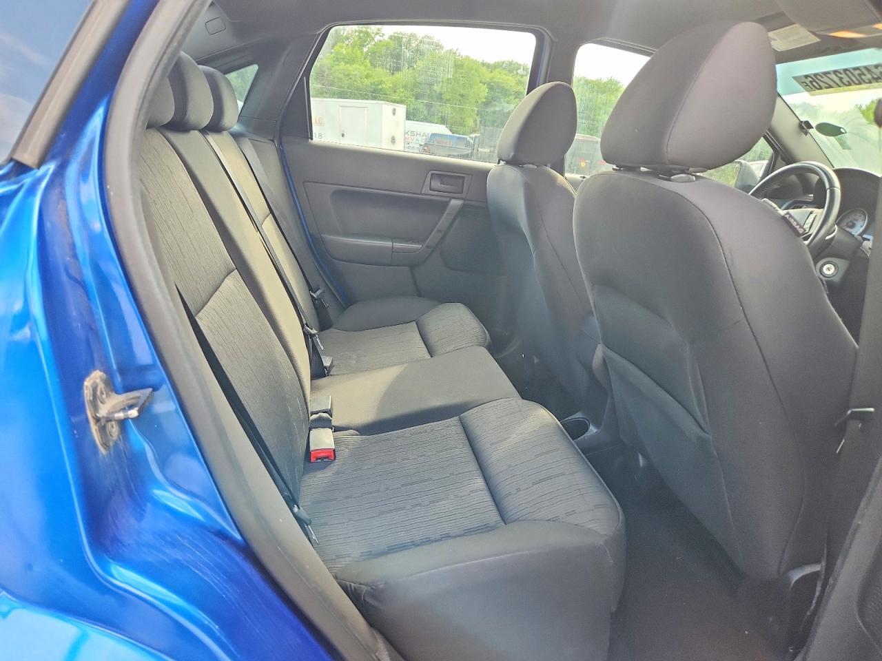 2011 FORD FOCUS SE — Фото 10 из 12