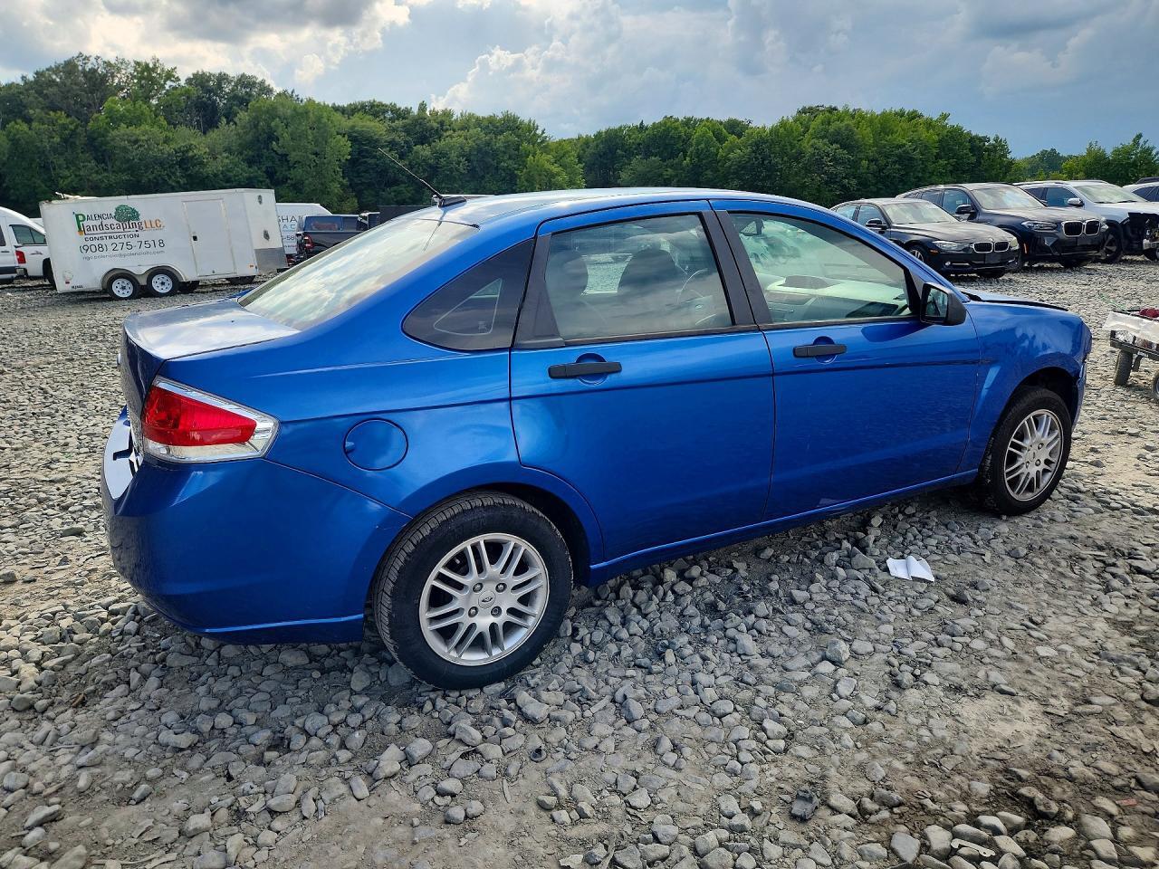 2011 FORD FOCUS SE — Фото 3 из 12