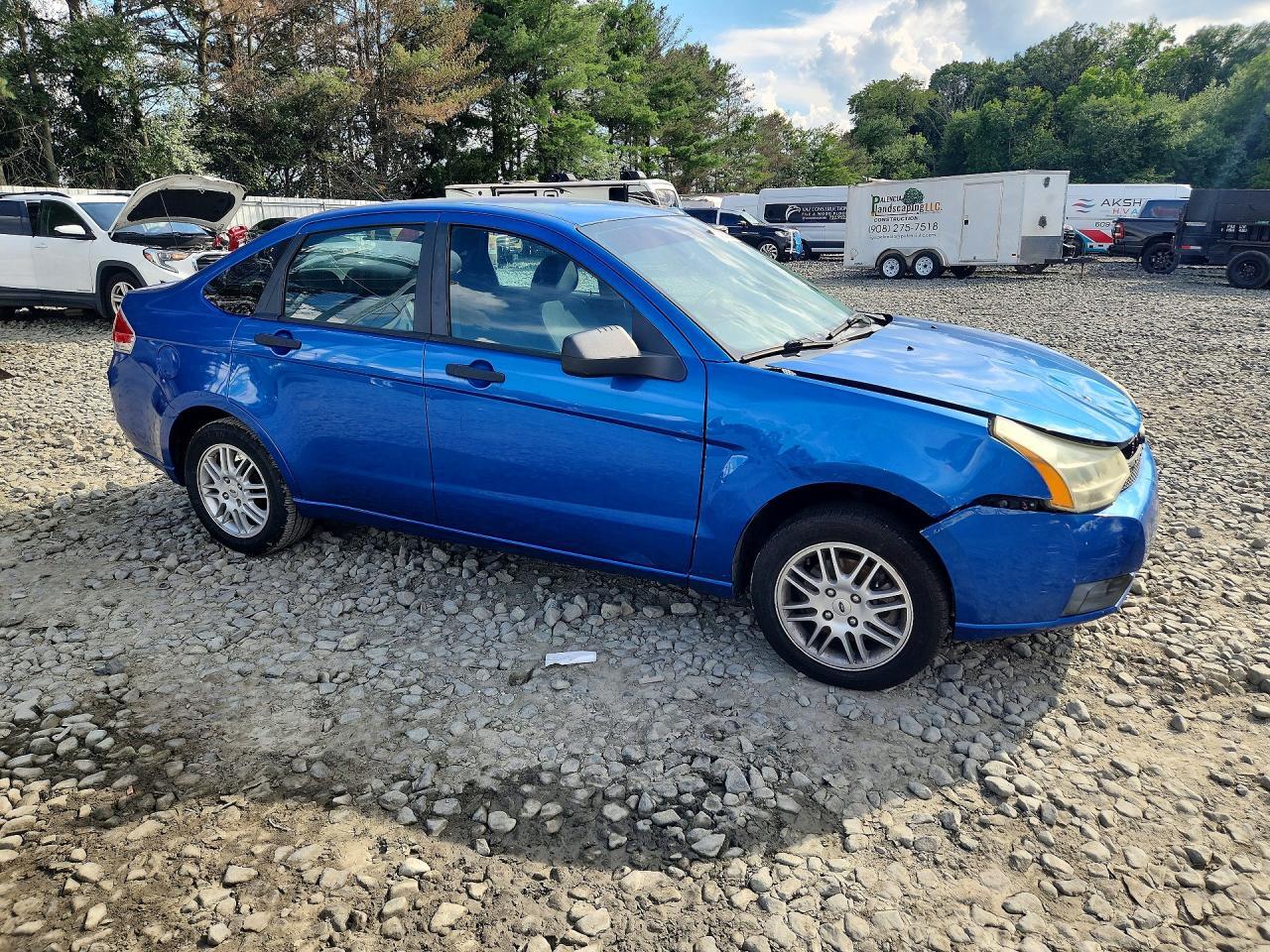 2011 FORD FOCUS SE — Фото 4 из 12