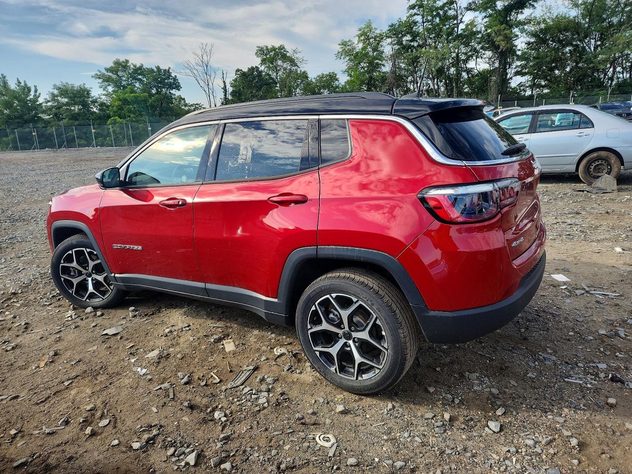 2025 JEEP COMPASS LIMITED — Фото 2 из 13