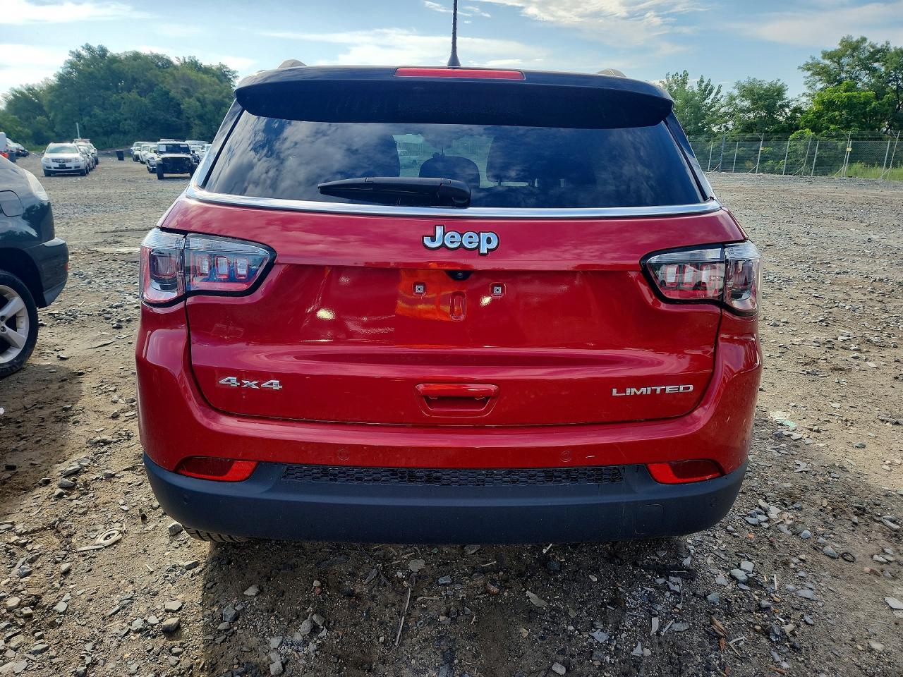 2025 JEEP COMPASS LIMITED — Фото 6 из 13