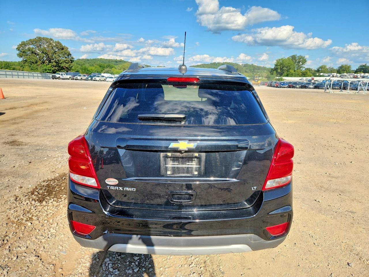 2017 CHEVROLET TRAX 1LT — Фото 6 из 13