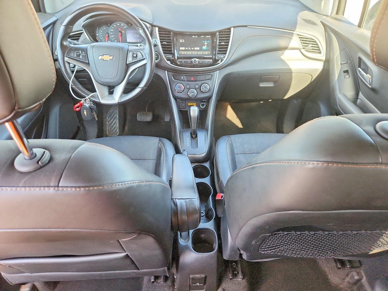 2017 CHEVROLET TRAX 1LT — Фото 8 из 13