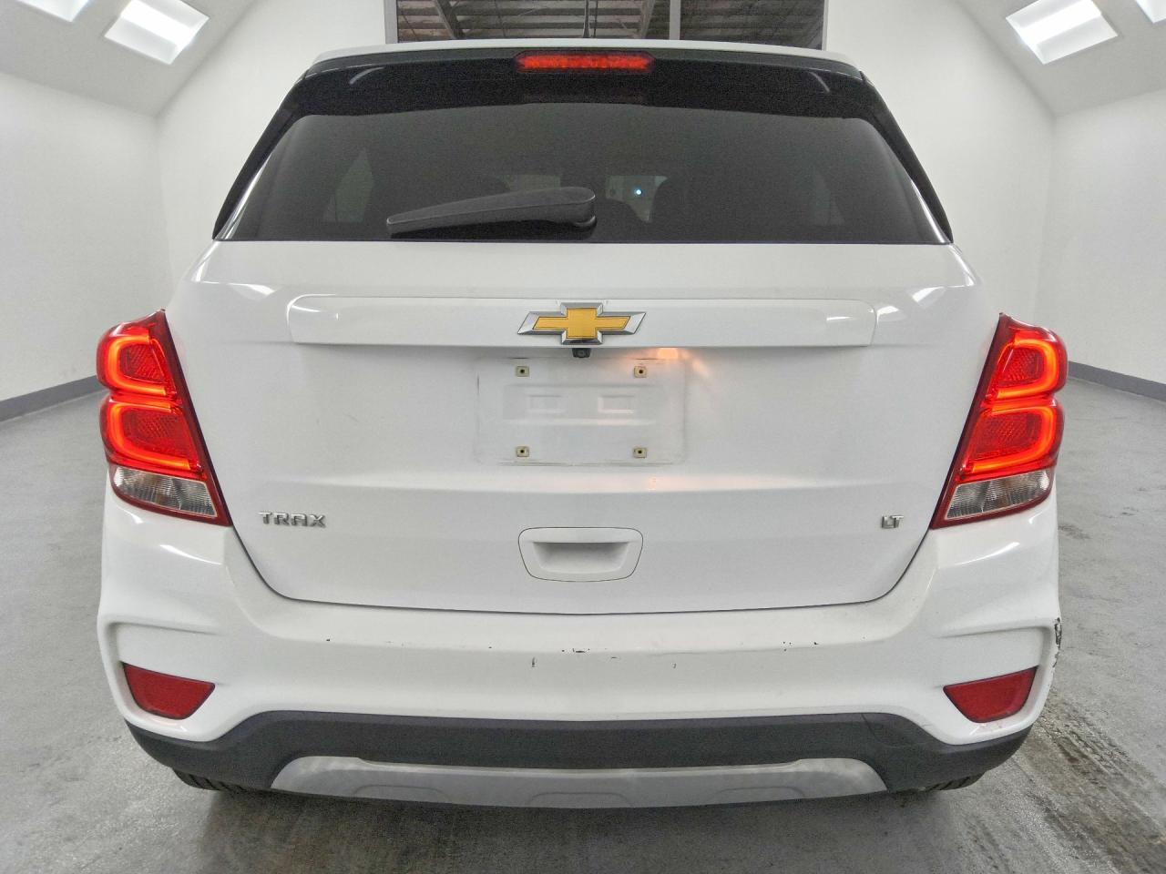 KL7CJLSB6HB155482 2017 CHEVROLET TRAX photo no. 6
