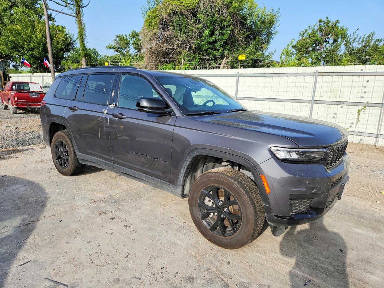 2025 JEEP GRAND CHEROKEE L LAREDO — Фото 4 из 13