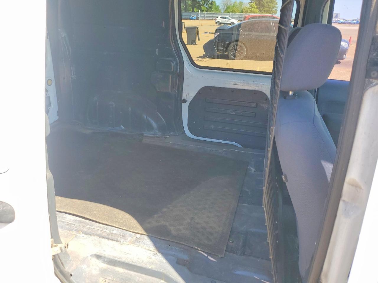 2011 FORD TRANSIT CONNECT XLT — Фото 11 из 13