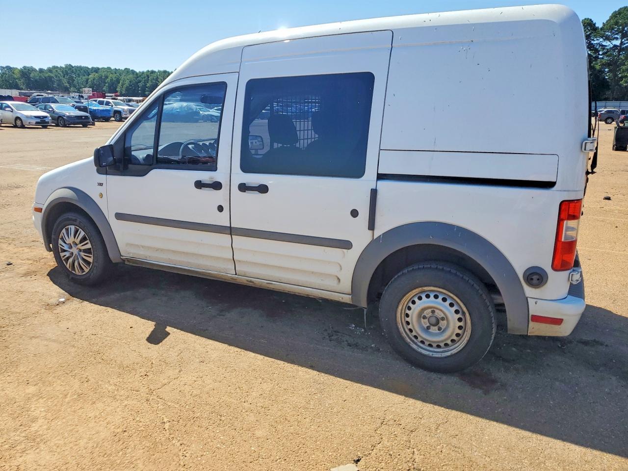 2011 FORD TRANSIT CONNECT XLT — Фото 2 из 13