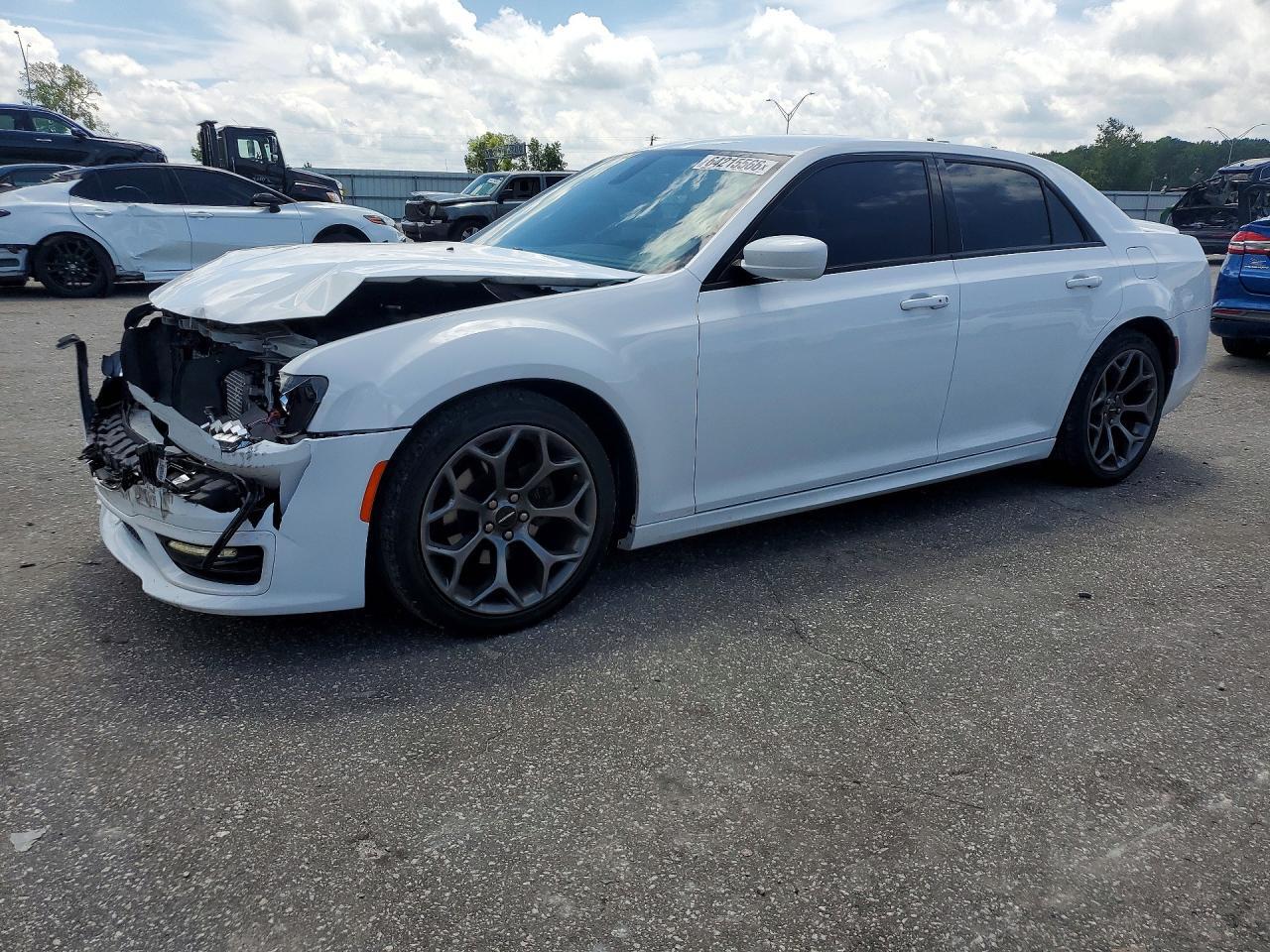 2C3CCABG4HH667623 2017 CHRYSLER 300 photo no. 1