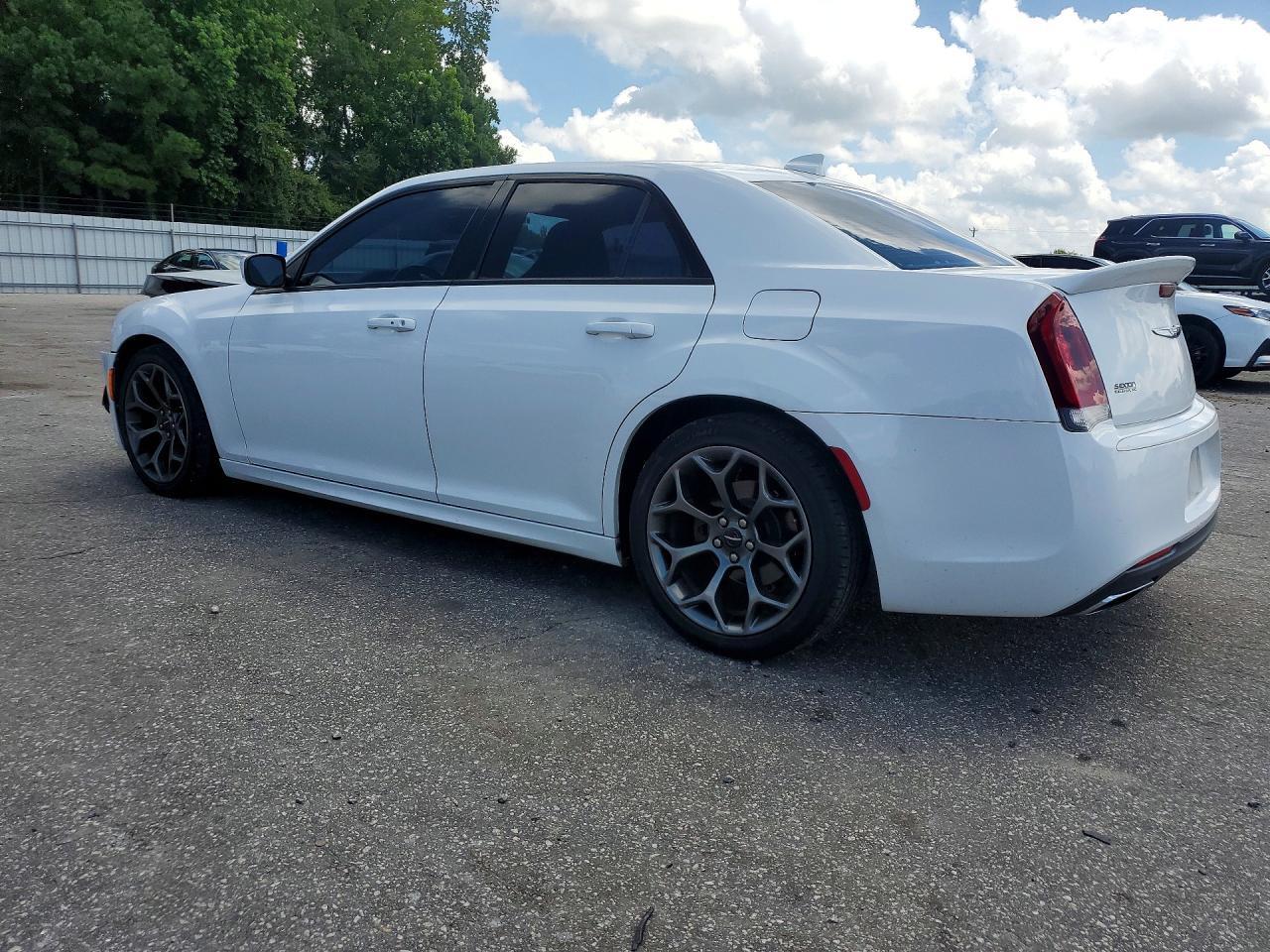 2C3CCABG4HH667623 2017 CHRYSLER 300 photo no. 2