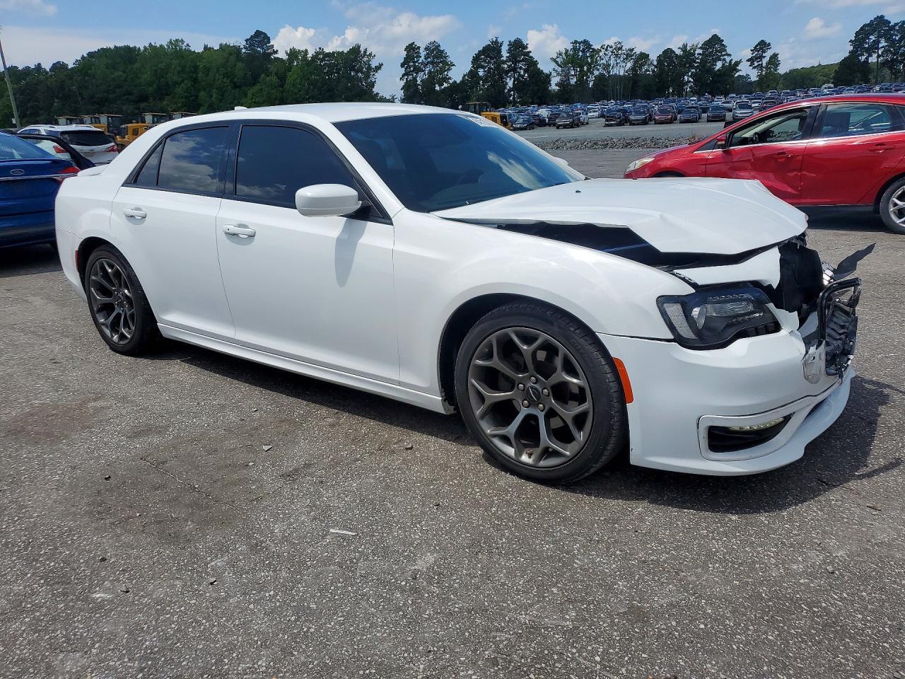 2C3CCABG4HH667623 2017 CHRYSLER 300 photo no. 4
