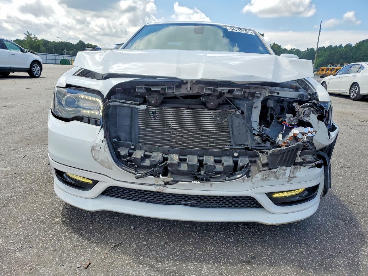 2C3CCABG4HH667623 2017 CHRYSLER 300 photo no. 5