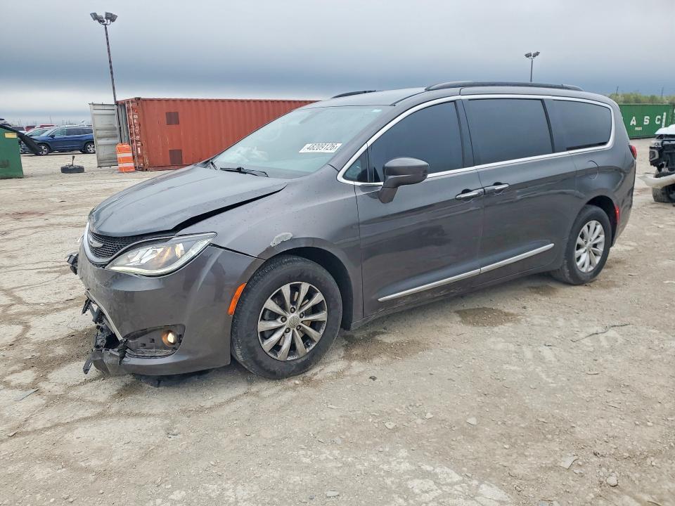2C4RC1BG4HR592437 2017 CHRYSLER PACIFICA photo no. 1