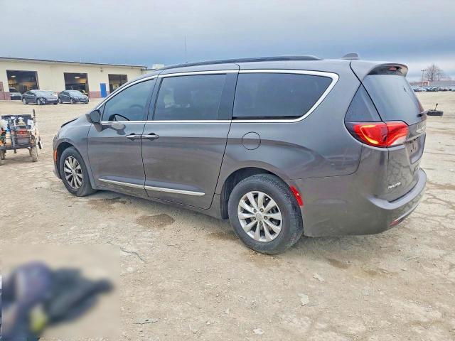 2C4RC1BG4HR592437 2017 CHRYSLER PACIFICA photo no. 2