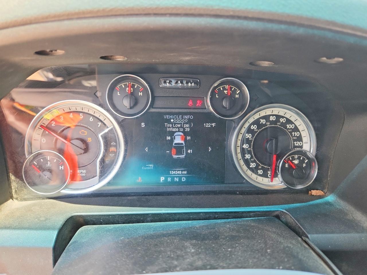 2013 RAM 1500 SLT — Фото 9 из 12