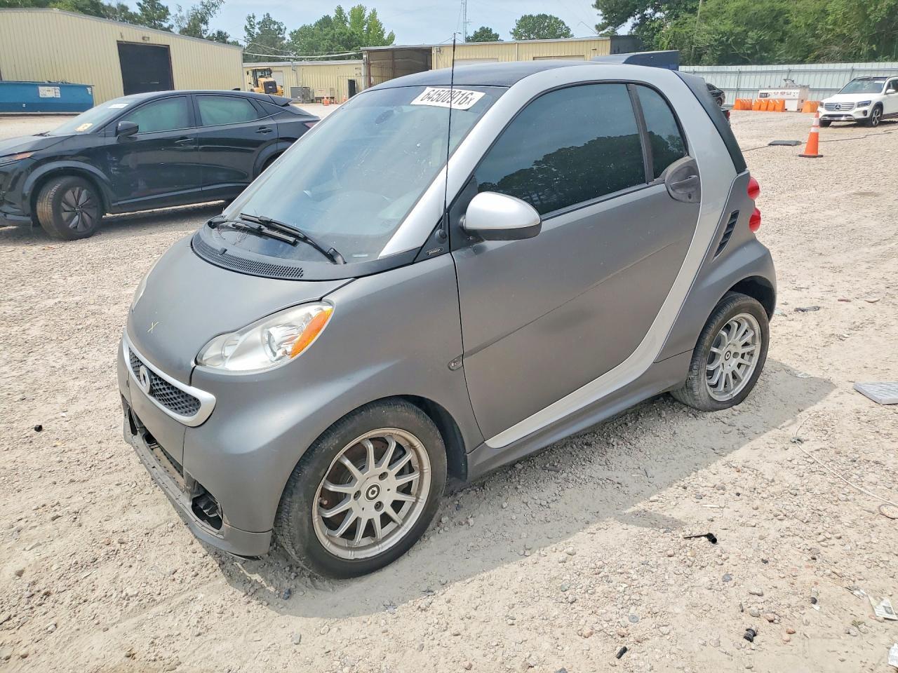 2013 SMART FORTWO WMEEJ3BA2DK688749