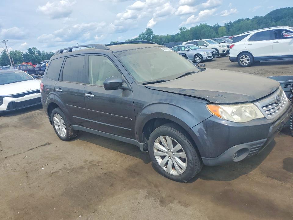 2013 SUBARU FORESTER LIMITED — Фото 4 из 12