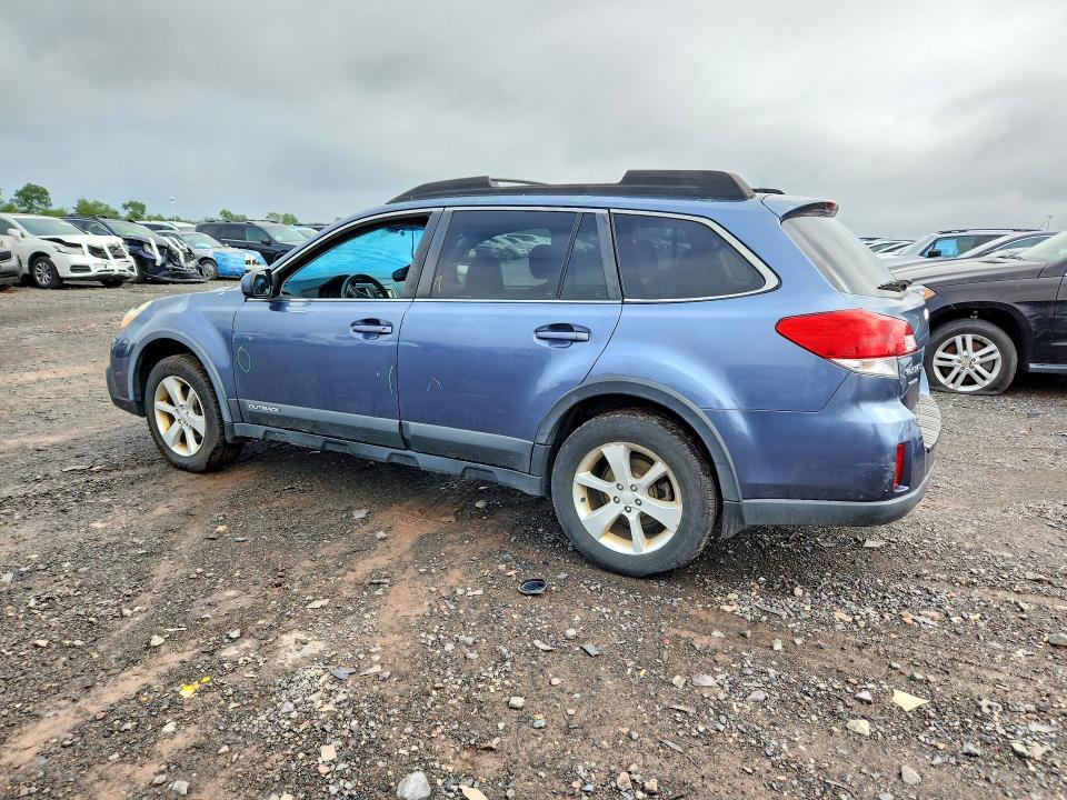2013 SUBARU OUTBACK 2.5I PREMIUM — Фото 2 из 12