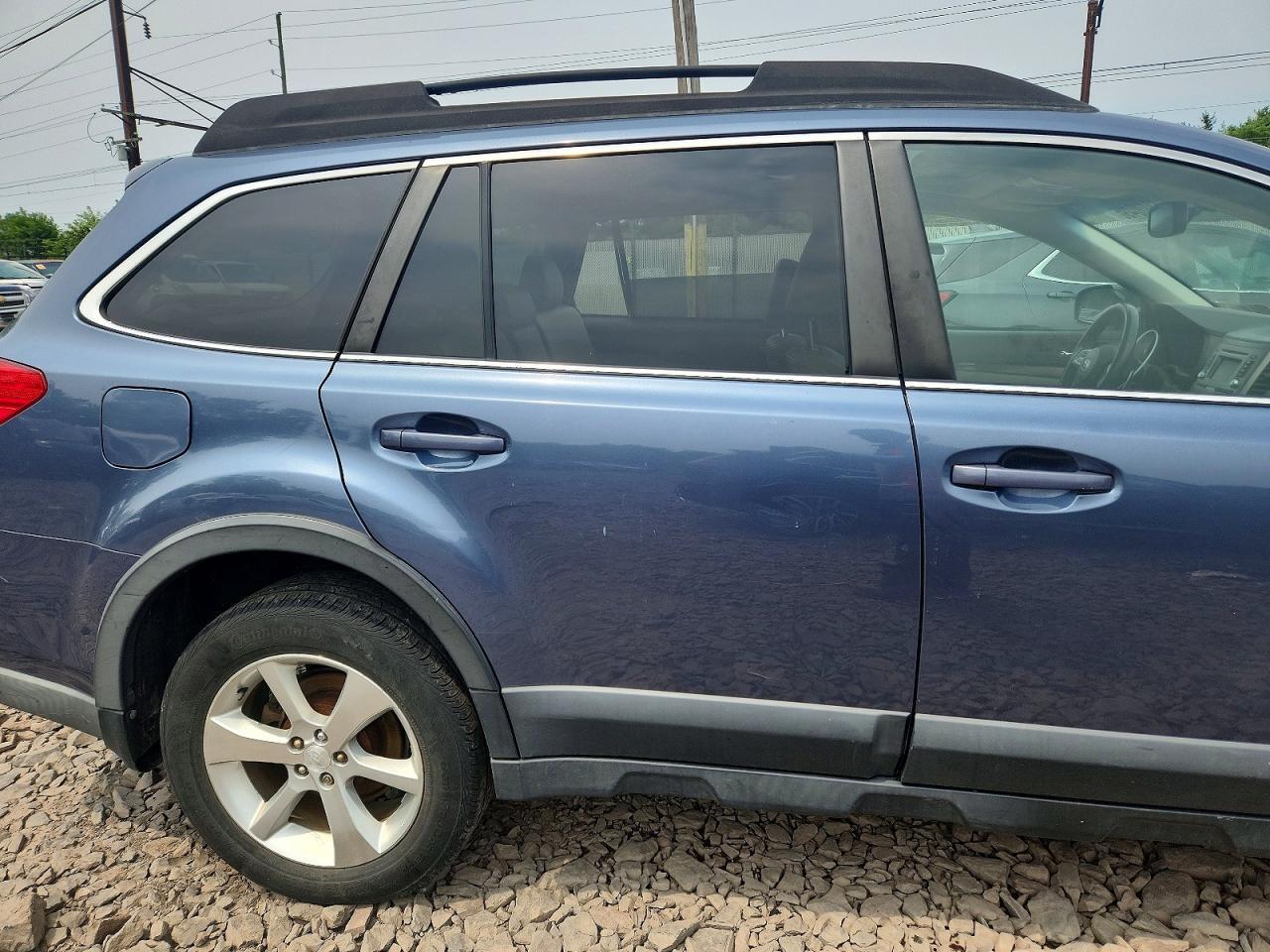 2013 SUBARU OUTBACK 2.5I LIMITED — Фото 10 из 12