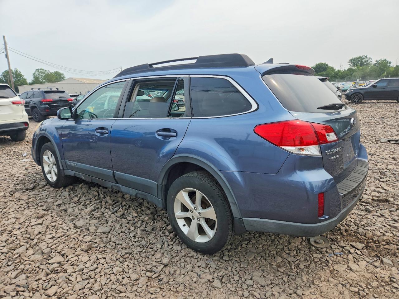 2013 SUBARU OUTBACK 2.5I LIMITED — Фото 2 из 12