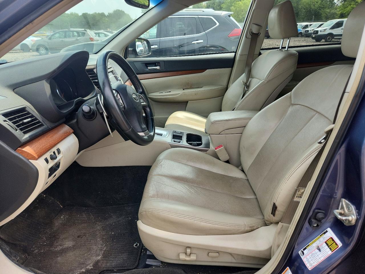 2013 SUBARU OUTBACK 2.5I LIMITED — Фото 7 из 12