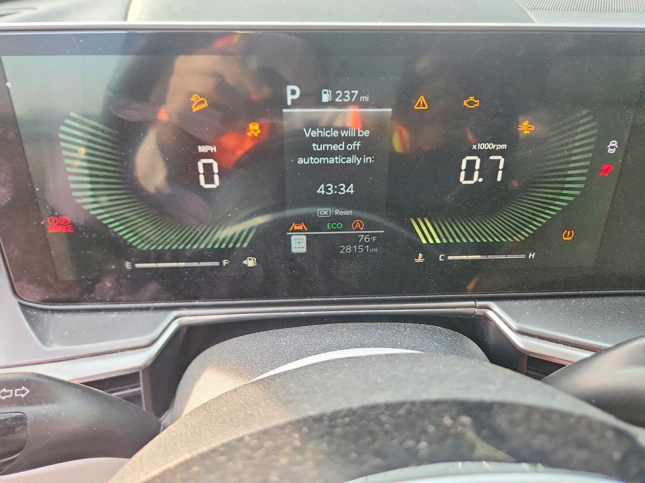 2025 KIA SORENTO S — Фото 9 из 13