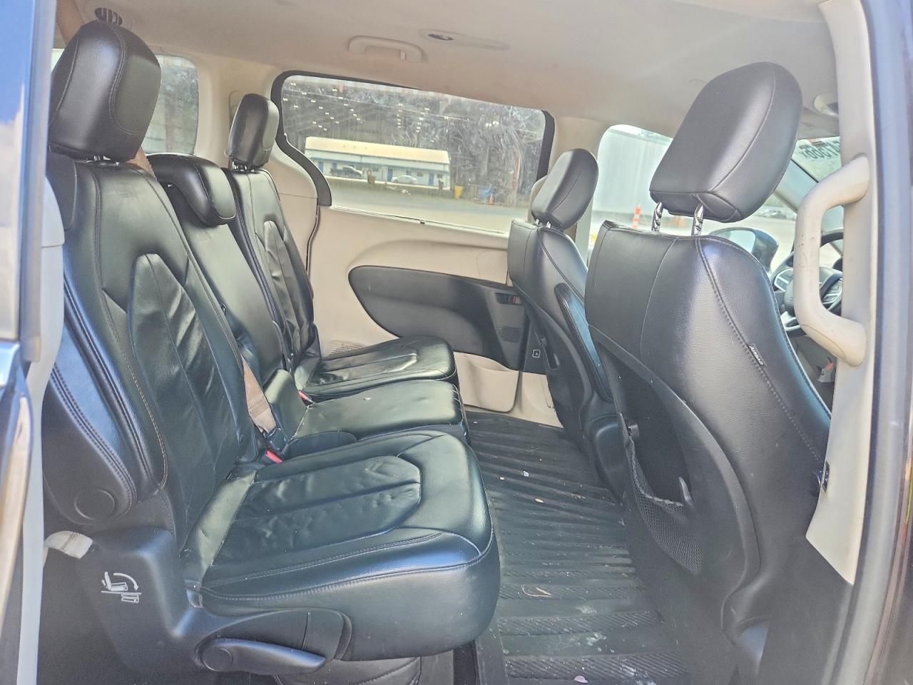 2C4RC1BG8HR734028 2017 CHRYSLER PACIFICA photo no. 11