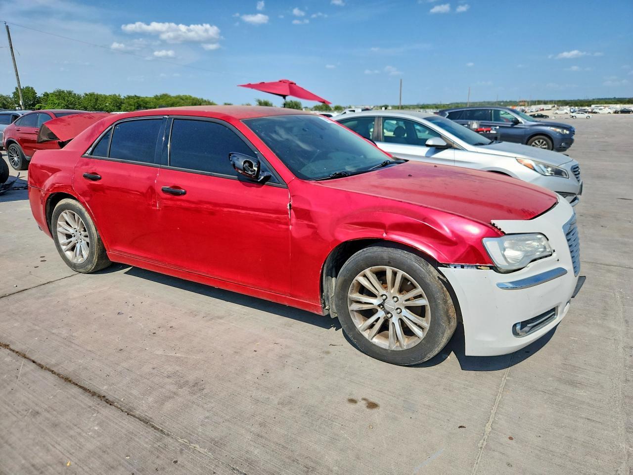 2017 CHRYSLER 300 LIMITED — Фото 4 из 12