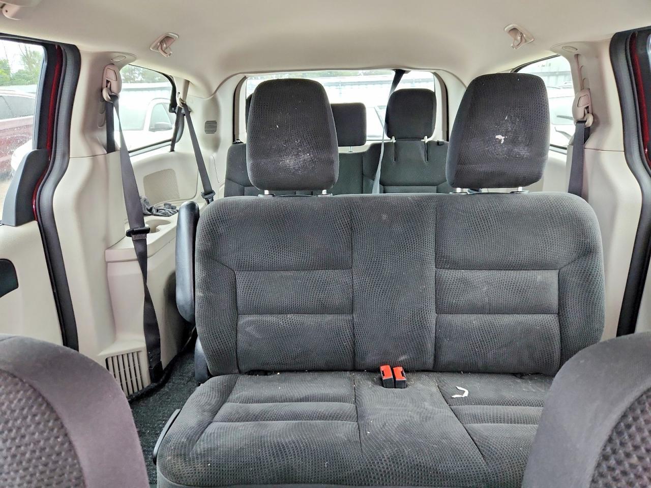 2017 DODGE GRAND CARAVAN SE — Фото 10 из 14