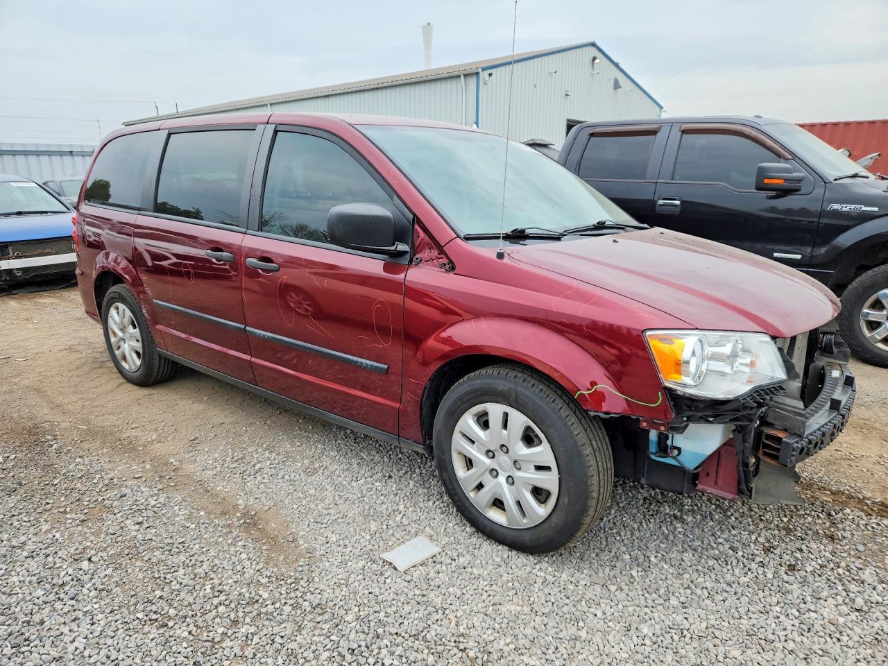 2017 DODGE GRAND CARAVAN SE — Фото 4 из 14