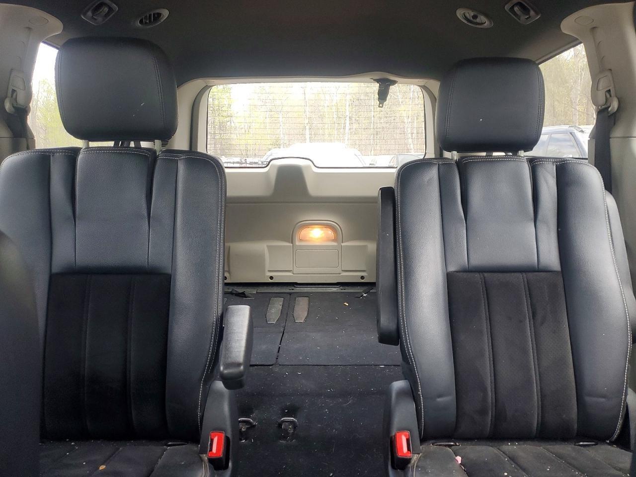 2017 DODGE GRAND CARAVAN SE — Фото 10 из 13