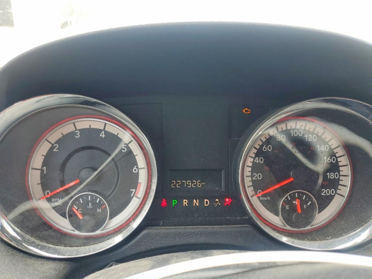 2017 DODGE GRAND CARAVAN SE — Фото 9 из 13