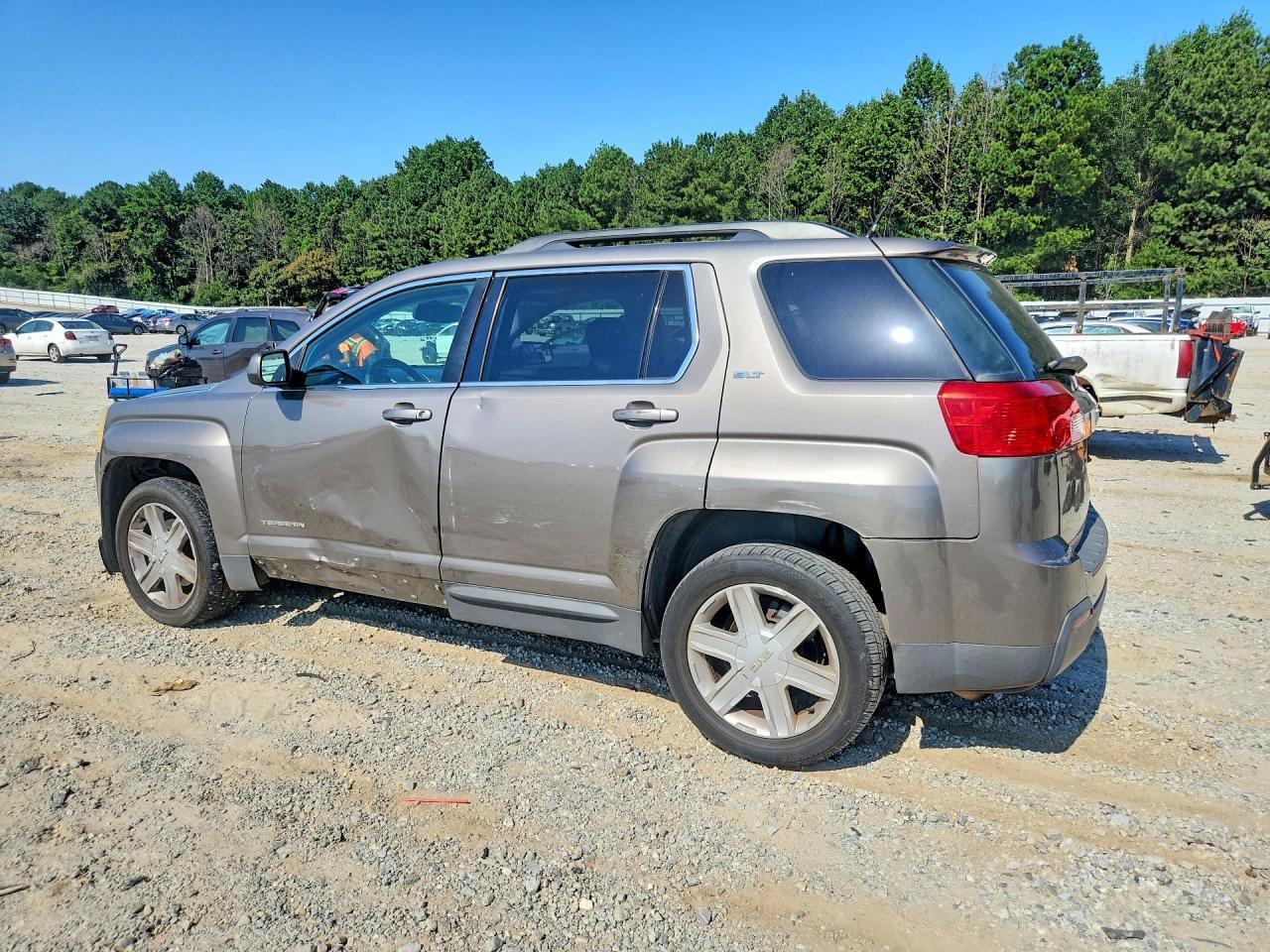 2CTALUEC6B6365626 2011 GMC TERRAIN photo no. 2