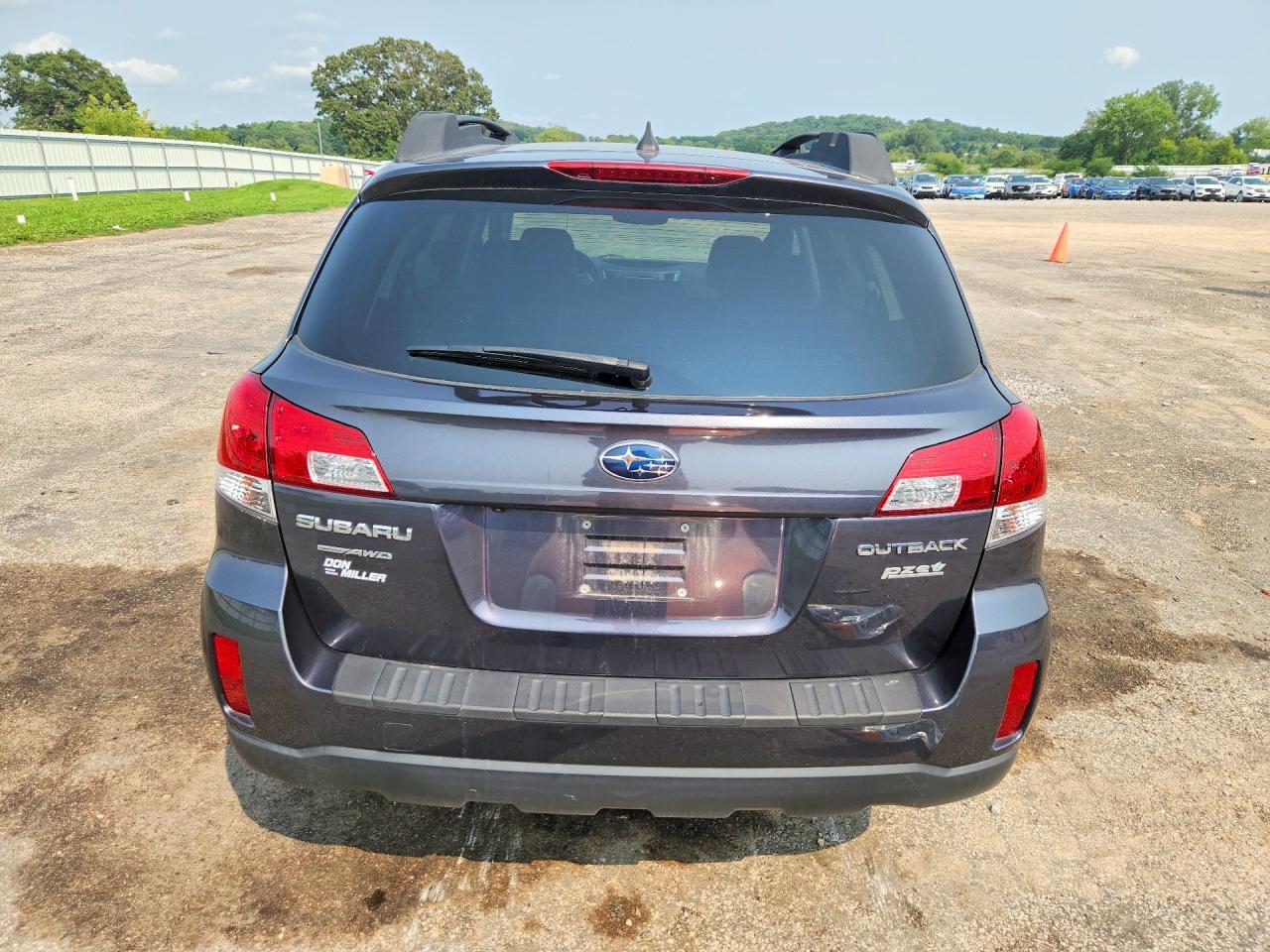 2013 SUBARU OUTBACK 2.5I LIMITED — Фото 6 из 14