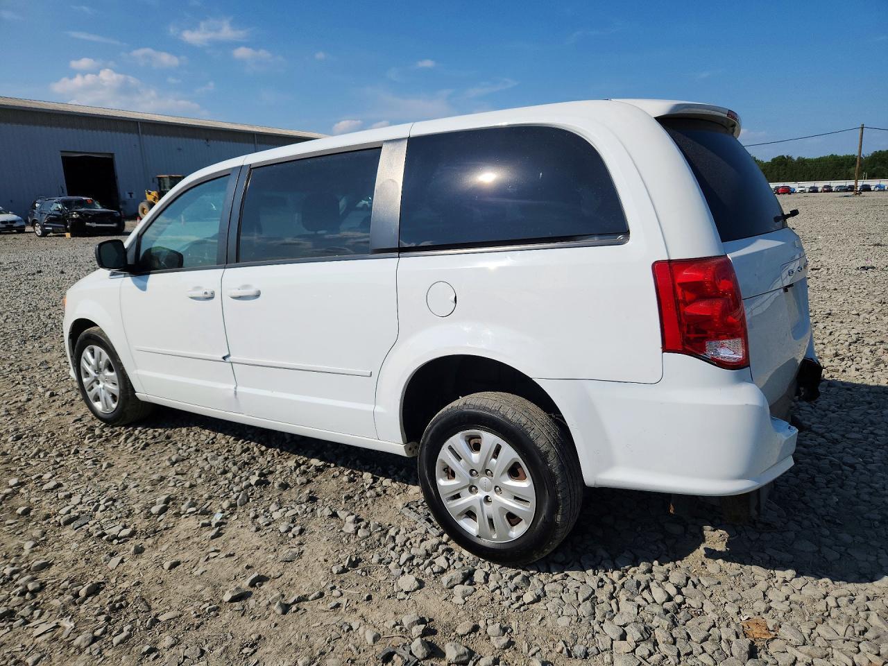 2017 DODGE GRAND CARAVAN SXT — Фото 2 из 13