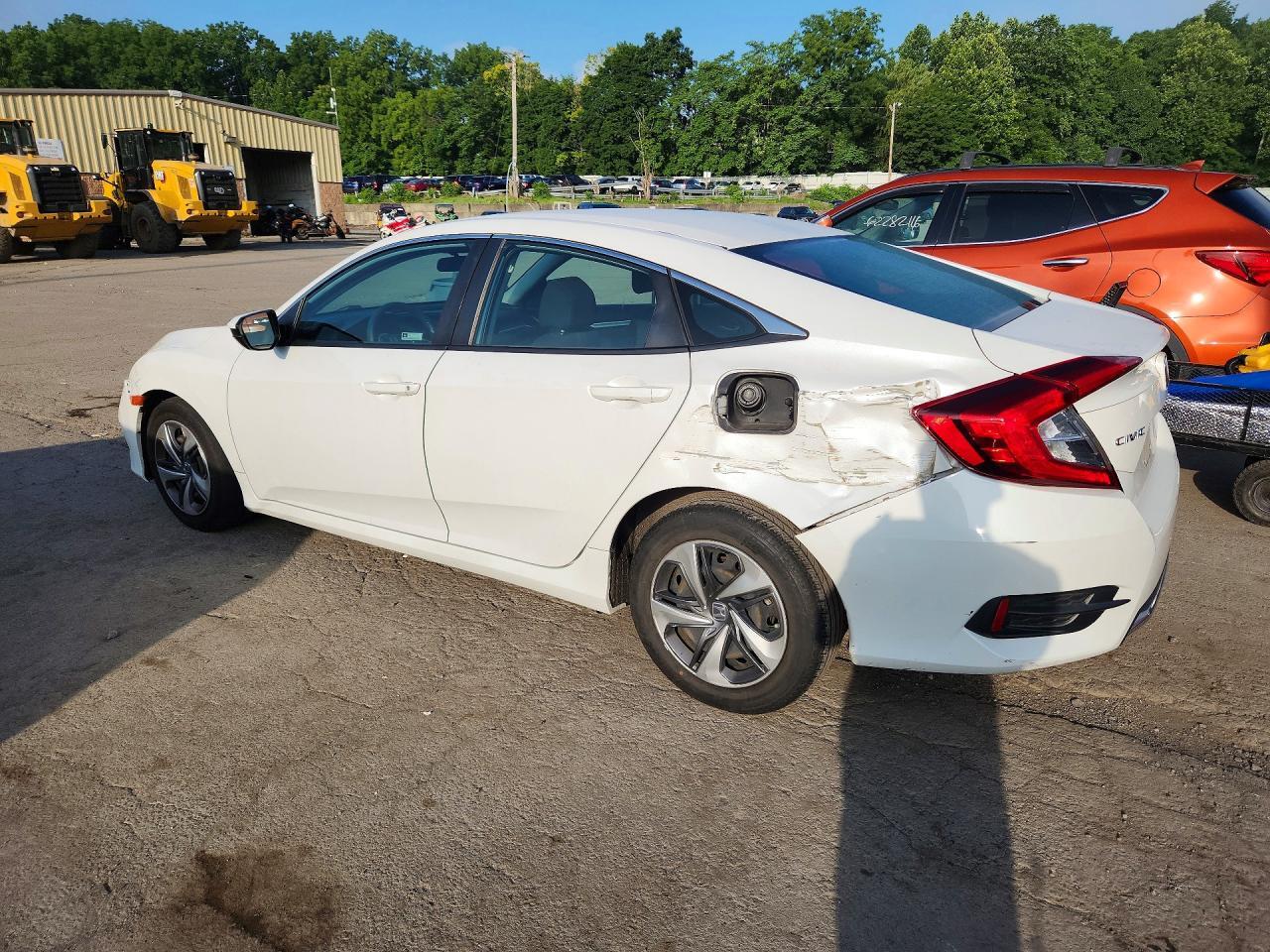 2021 HONDA CIVIC LX — Фото 2 из 12