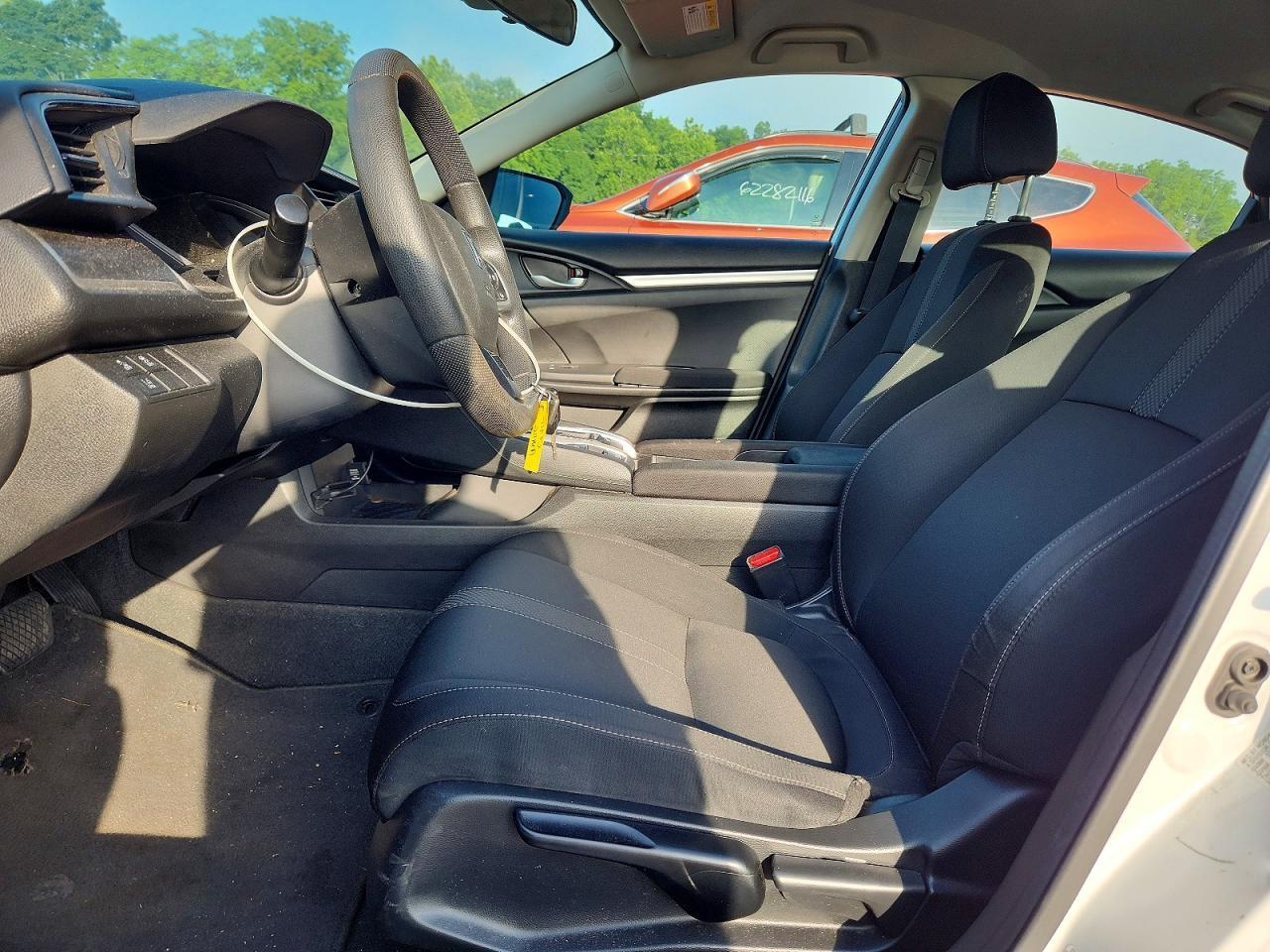 2021 HONDA CIVIC LX — Фото 7 из 12