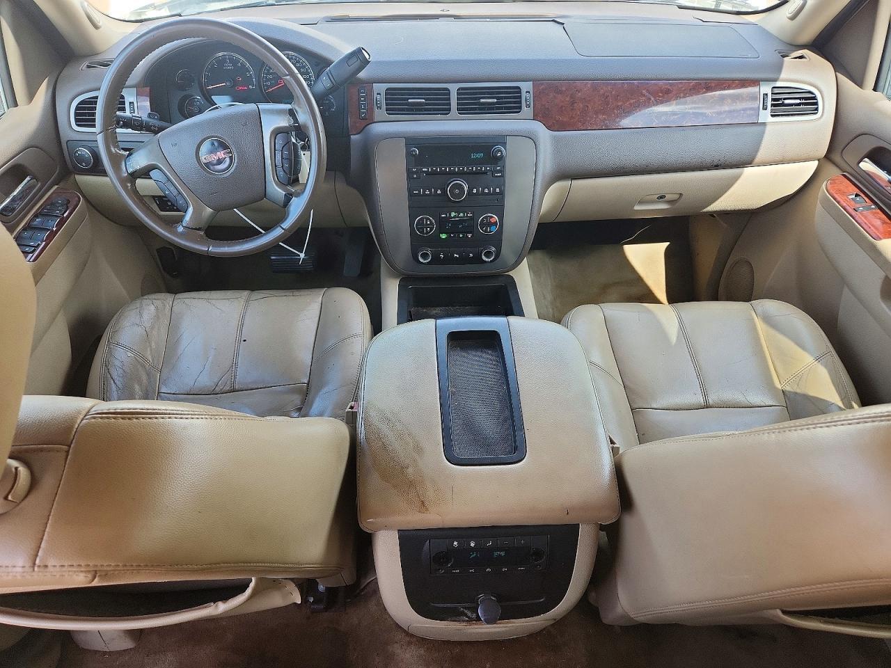2011 GMC YUKON SLT — Фото 8 из 13