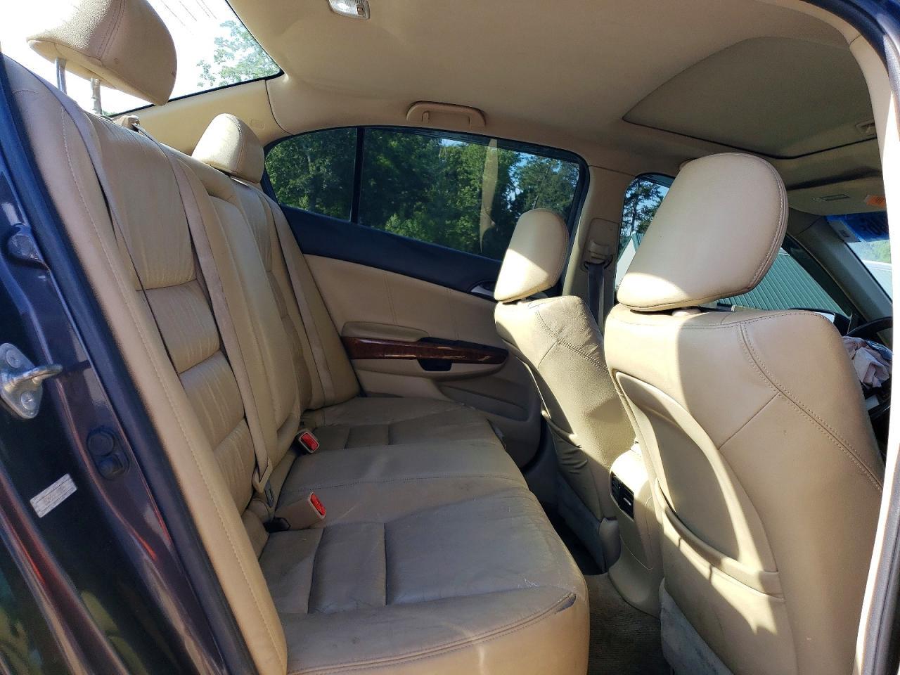 1HGCP2F82BA042671 2011 HONDA ACCORD photo no. 10