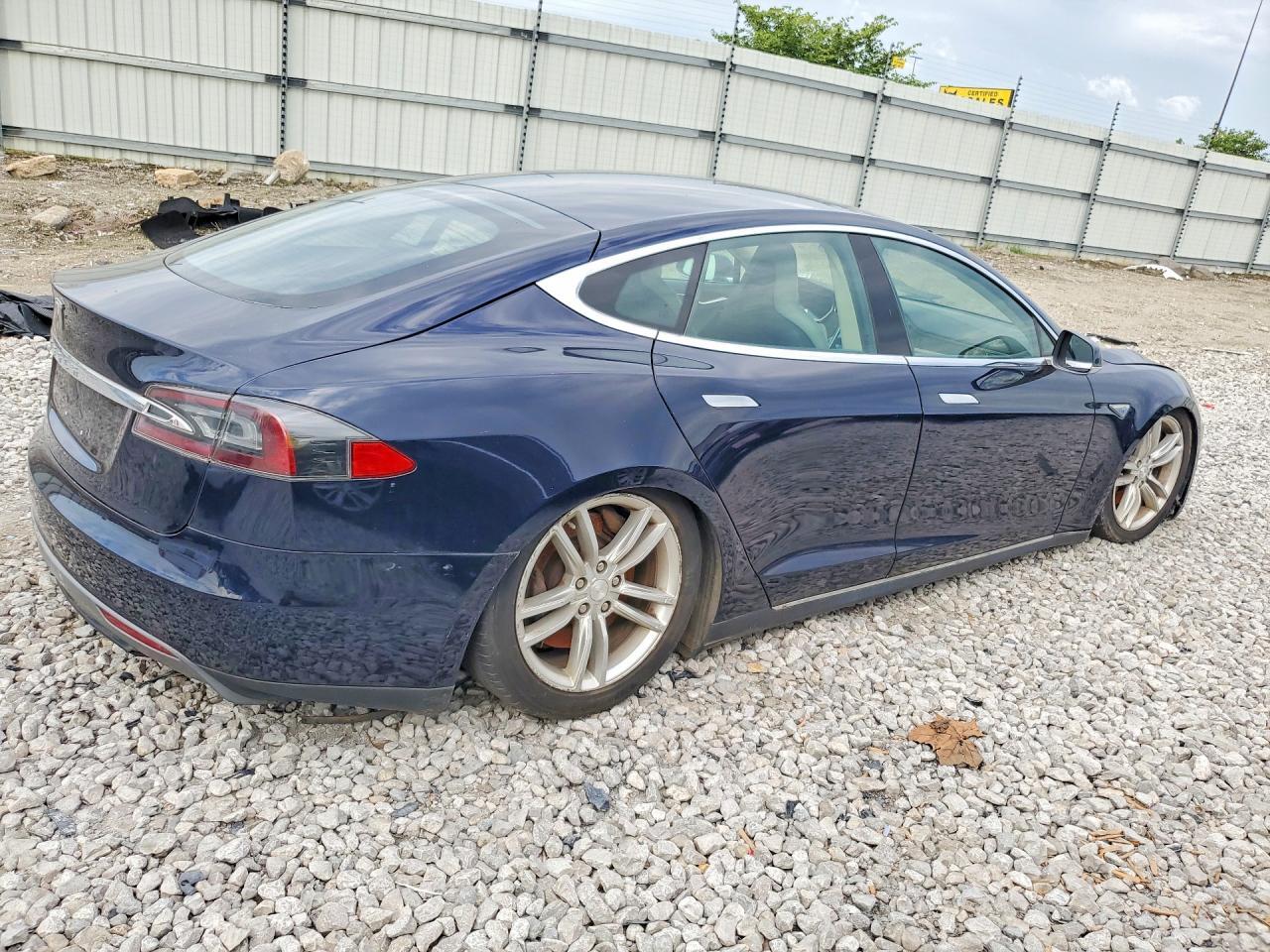 2013 TESLA MODEL S — Фото 3 из 12