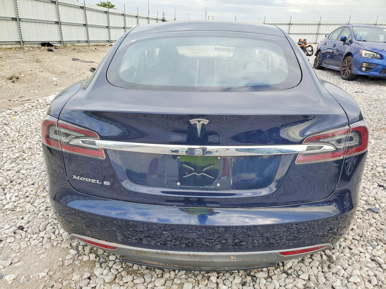 2013 TESLA MODEL S — Фото 6 из 12