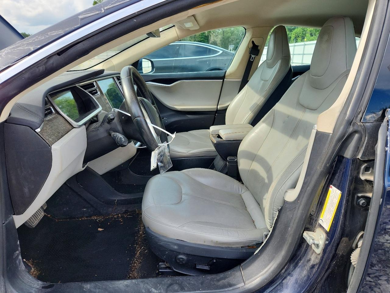 2013 TESLA MODEL S — Фото 7 из 12