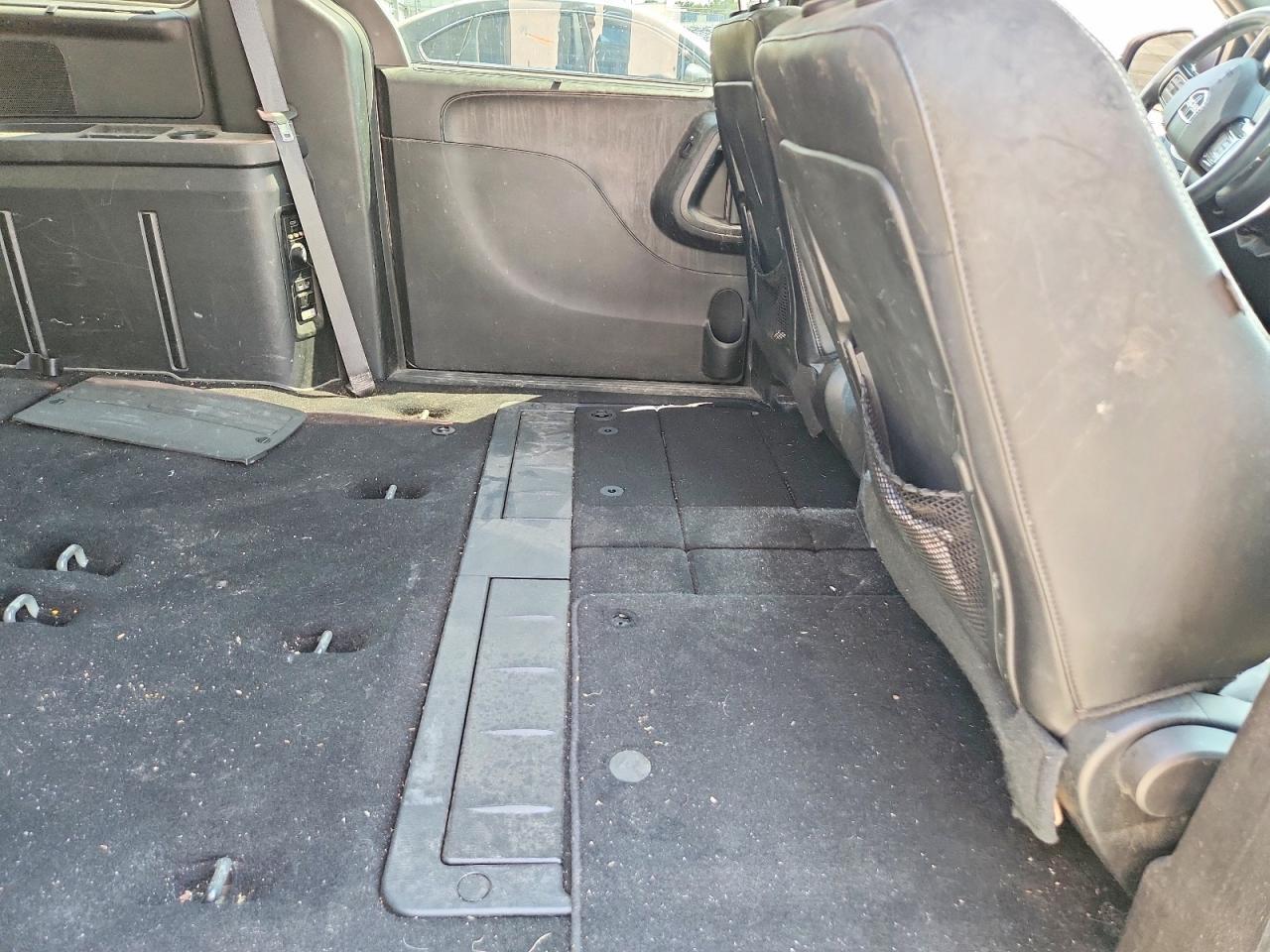 2017 DODGE GRAND CARAVAN SXT — Фото 11 из 13