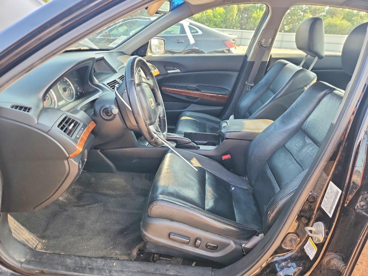 1HGCP3F85BA008956 2011 HONDA ACCORD photo no. 7