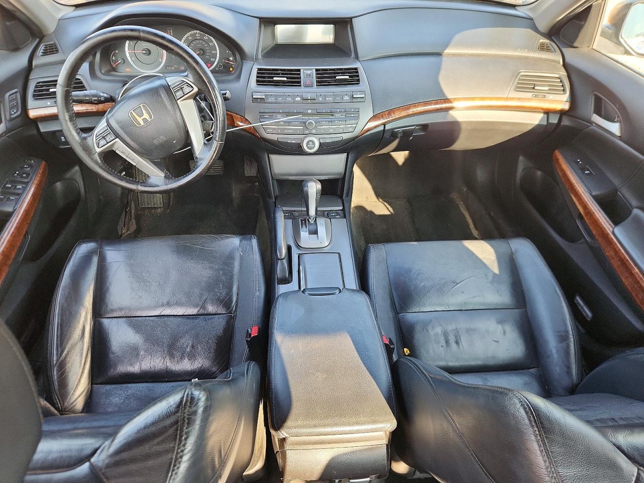 1HGCP3F85BA008956 2011 HONDA ACCORD photo no. 8